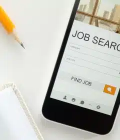 Pourquoi opter pour la recherche d’emploi en ligne